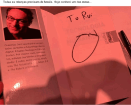 Livro assinado por Gerd